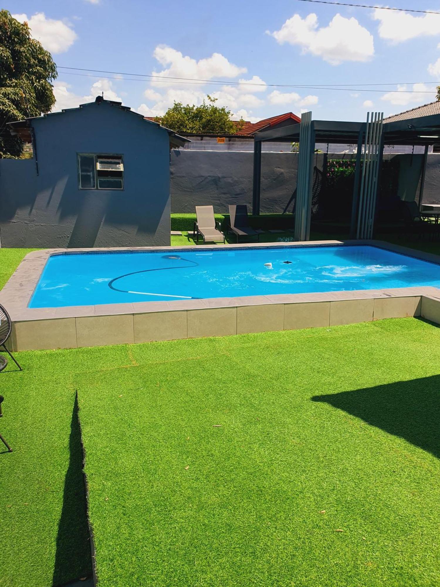 The Greenary Guest House And Restaurant Thohoyandou Exterior photo
