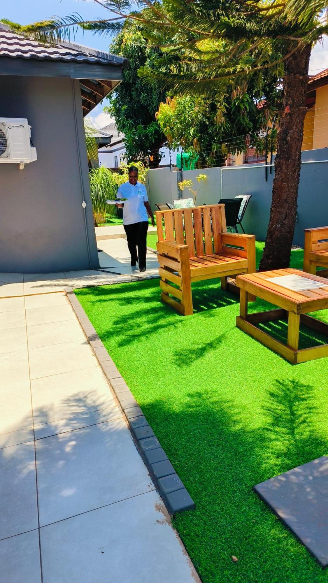 The Greenary Guest House And Restaurant Thohoyandou Exterior photo