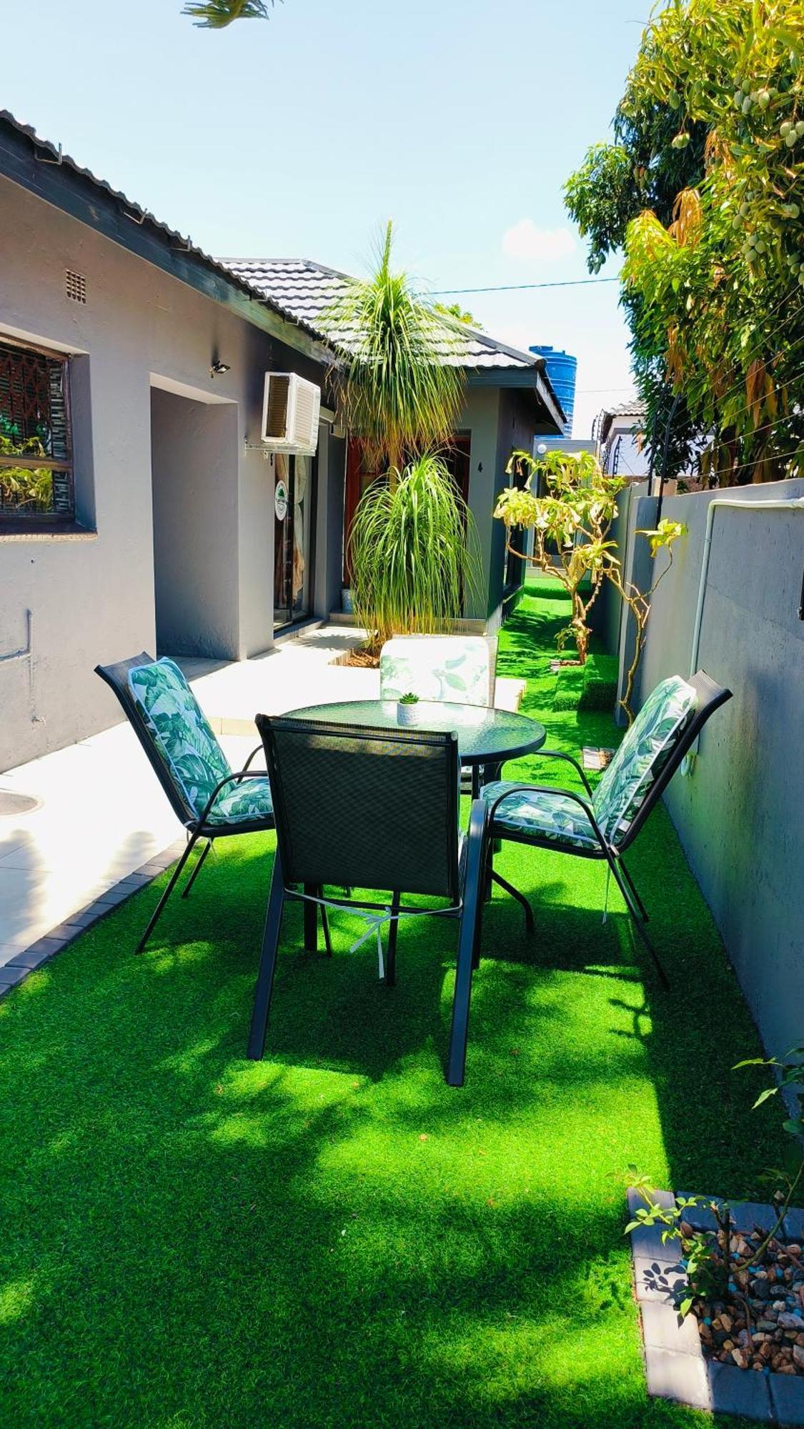 The Greenary Guest House And Restaurant Thohoyandou Exterior photo